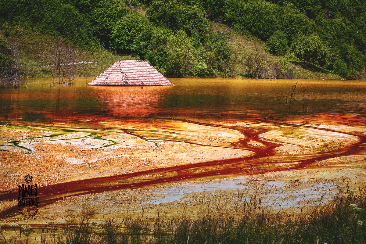 Povestea satului inundat din România.