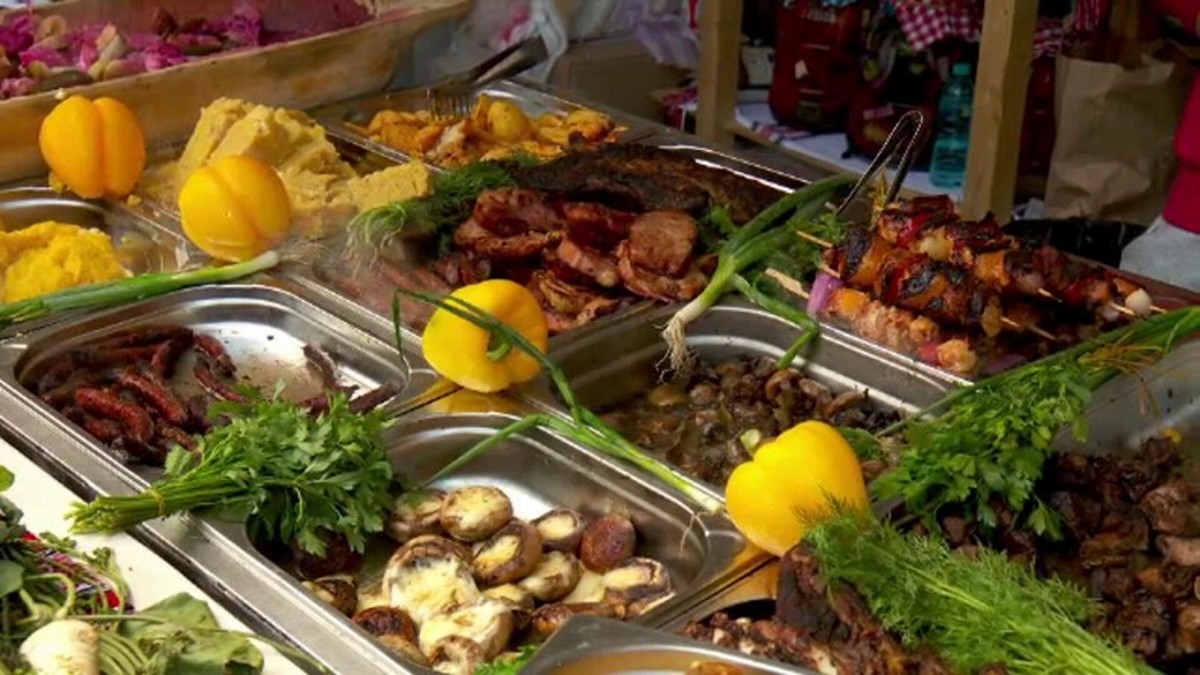 Târg cu produse tradiționale în Parcul IOR.