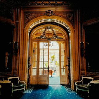 Casa Oamenilor de Știință din București.