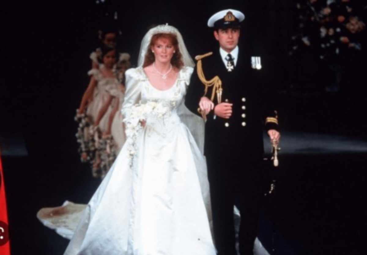 Ducesa de York a dormit pe străzile din București.