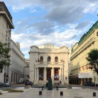 Începuturile Teatrului Odeon.