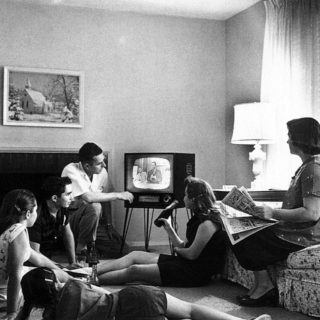 Despre fenomenul televiziunii în România.