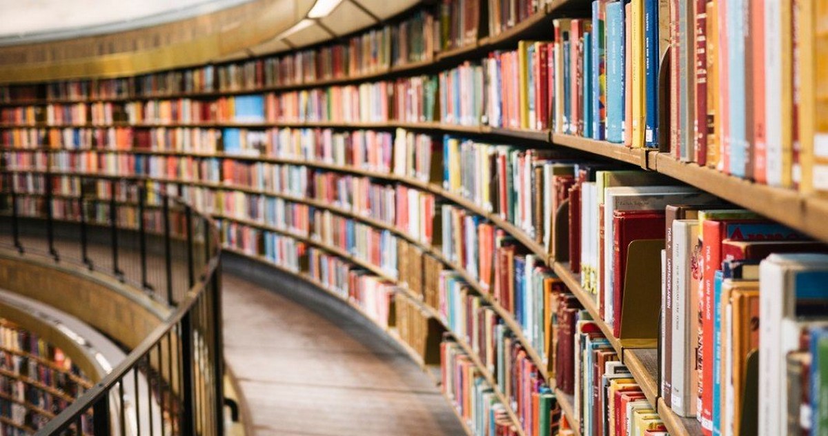 Istoria Bibliotecii Naționale din București.