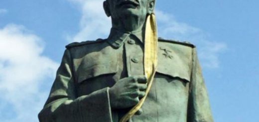 Detalii despre cea mai mare statuie din București.