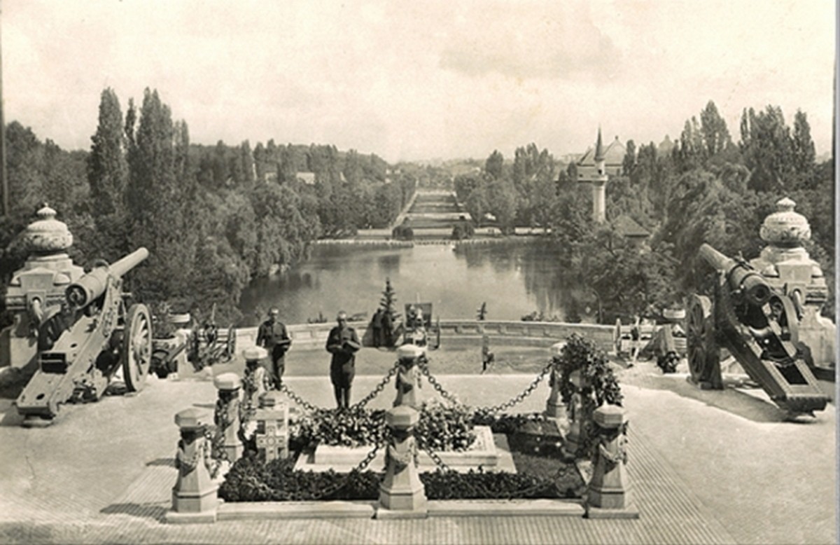 Curiozități Parc Carol.