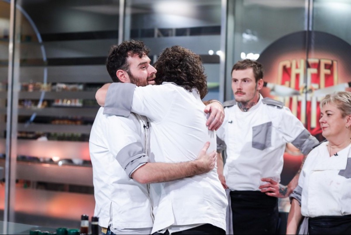 Nouă eliminare la ,Chefi la cuțite'!