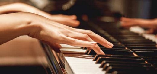 Chill vibes & Piano #ByTheLake, eveniment găzduit de Berăria H.