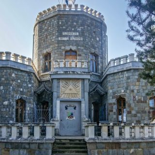 Ce decorațiuni mistice are castelul Iuliei Hașdeu?