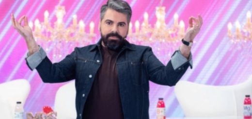 Maurice Munteanu, lecții de stil pentru concurentele de la emisiunea renumită de modă.