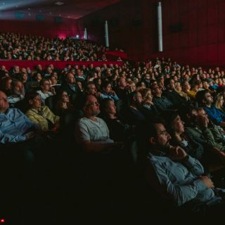 Premieră la Sala Luceafărul.