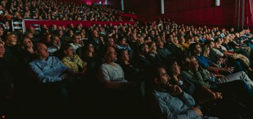 Premieră la Sala Luceafărul.