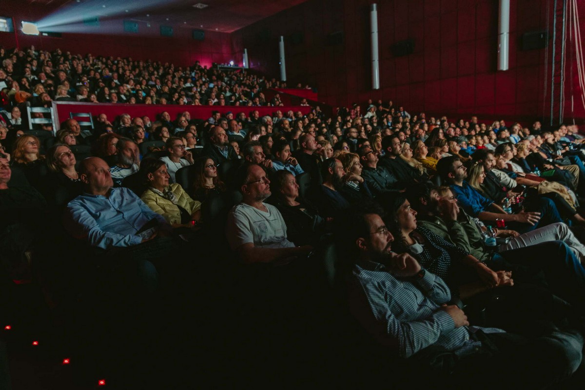 Premieră la Sala Luceafărul.