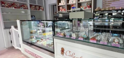 Preparate spectaculoase la Cofetăria Colecții Dulci.