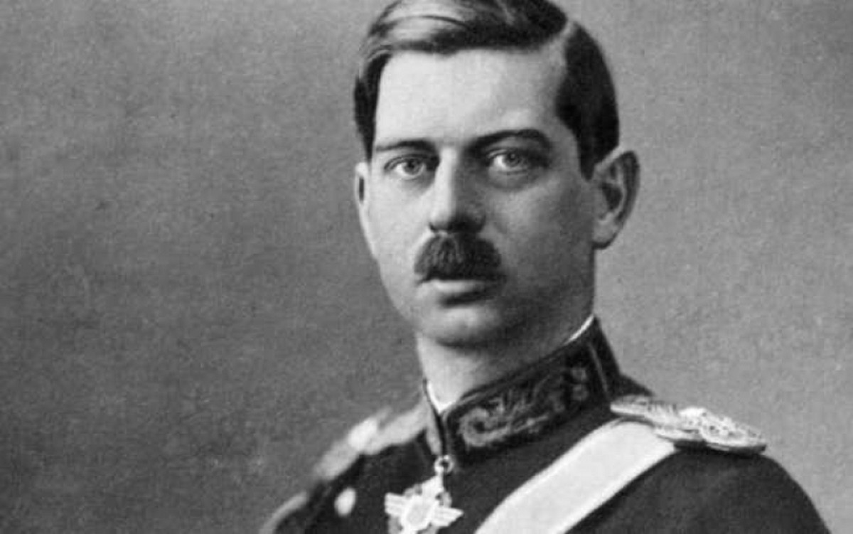 Curiozități despre Regele Carol al II-lea.