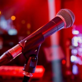 Localuri iubite de Karaoke din București.