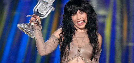Loreen urcă pe scenă la Saga Festival.