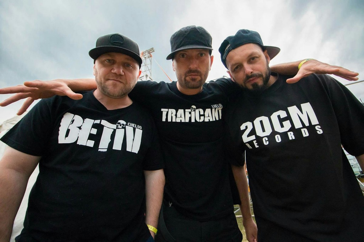 Concert Paraziții la Berăria H pe 14 iulie.