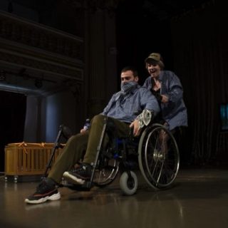 Și atunci am plecat: piesa emoționantă de teatru care vine pe scena Teatrului Godot pe 20 iulie.
