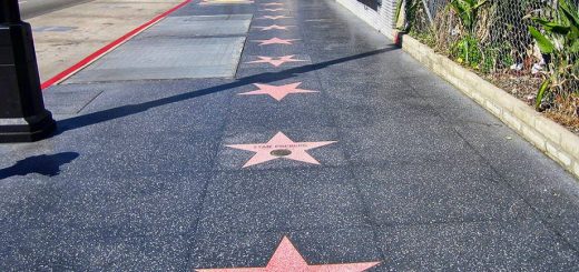 Vedete care au primit o stea pe Walk of Fame București.