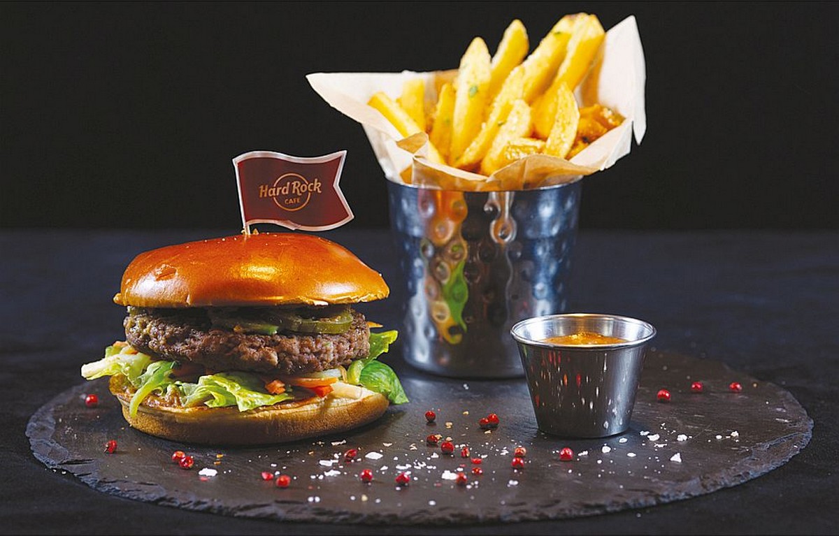 Ofertă la Hard Rock Cafe pe 14 iulie.