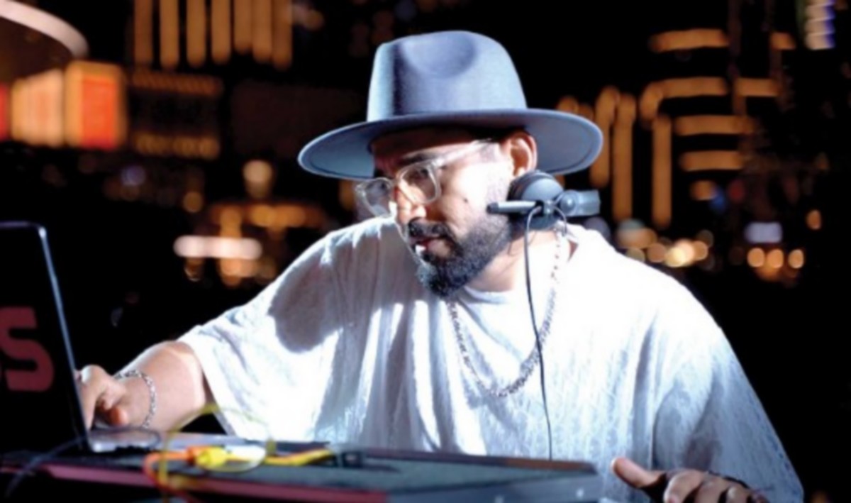 Dj Bliss vine la Untold 2023.