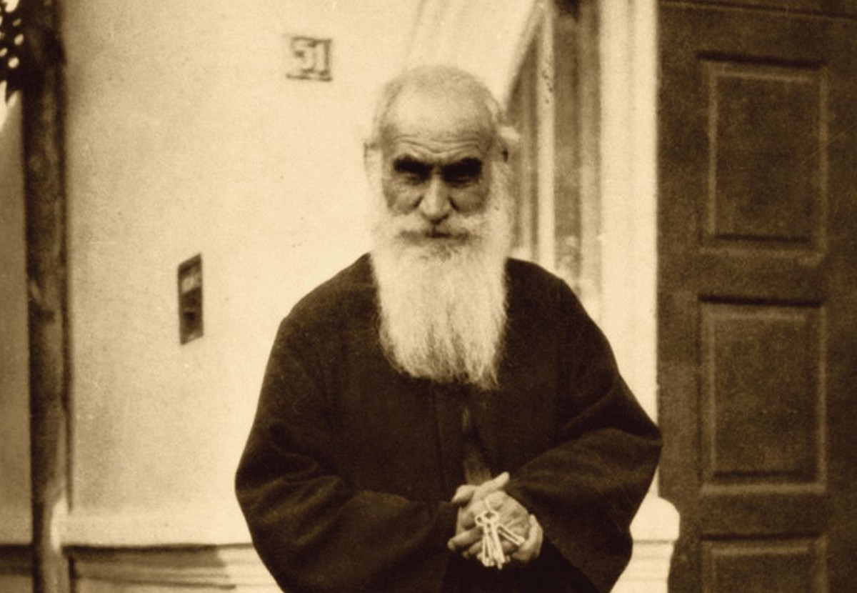 Povestea scriitorului Gala Galaction.