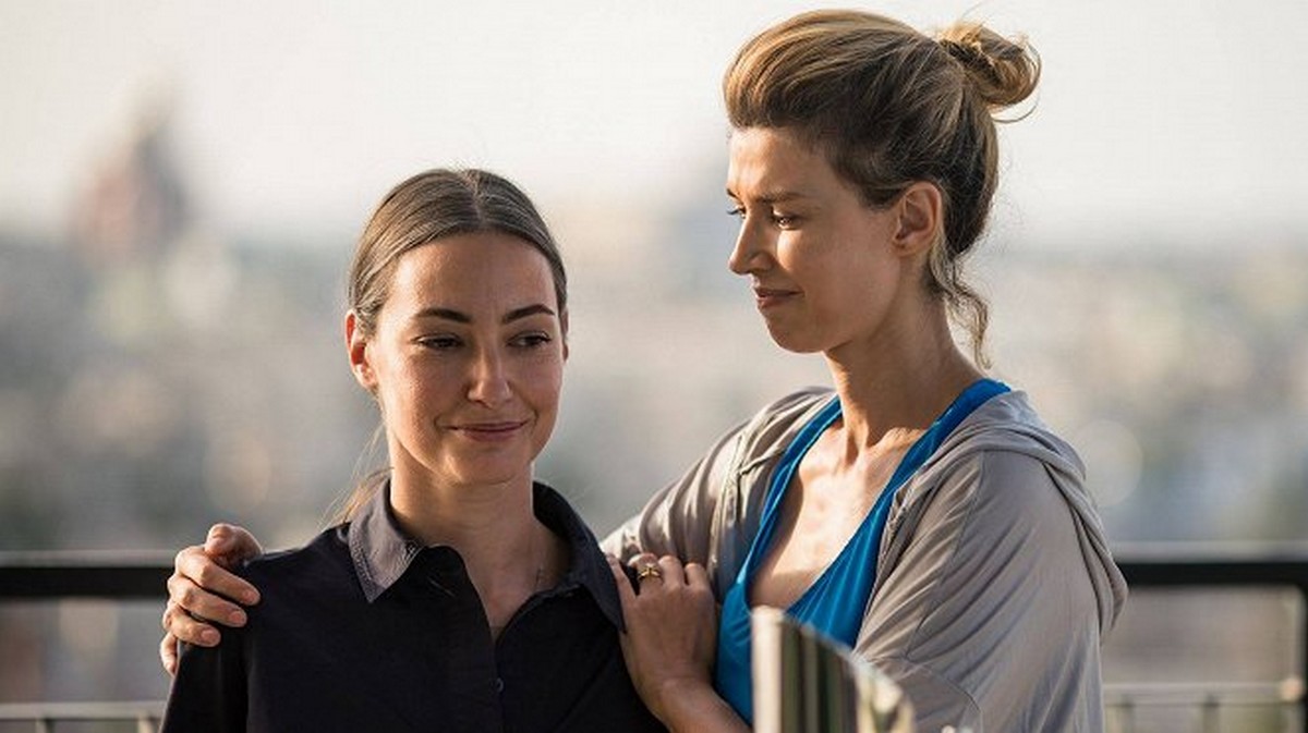 Serialul Ruxx face parte din lista platformei de streaming SkyShowtime.