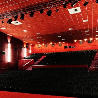 Spectacol de teatru pe 12 septembrie.