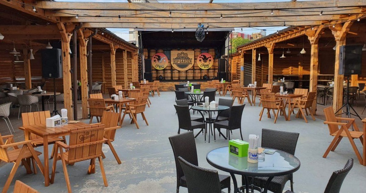 Stand-up comedy The Fool pe 21 iulie.