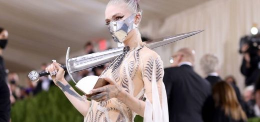 Grimes, piesă nouă pentru streameri.