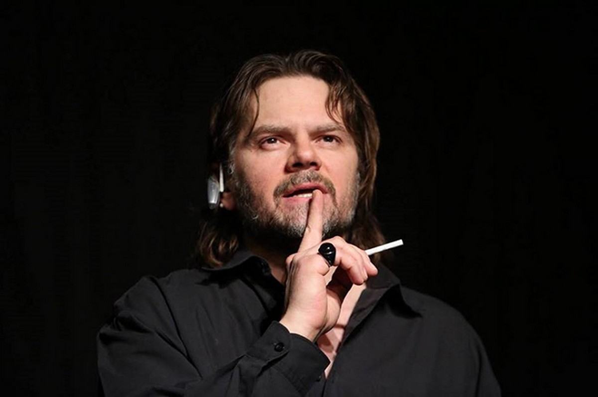 Piersic Jr. aduce ,Freak Show' la TNB.