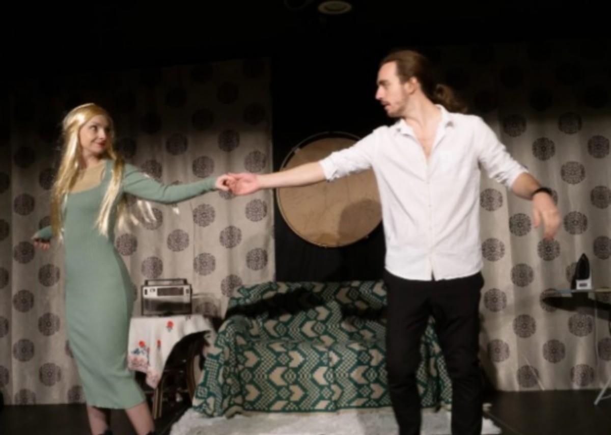 Piesa de teatru ,Șase feluri de mâncare' se joacă pe 17 august.