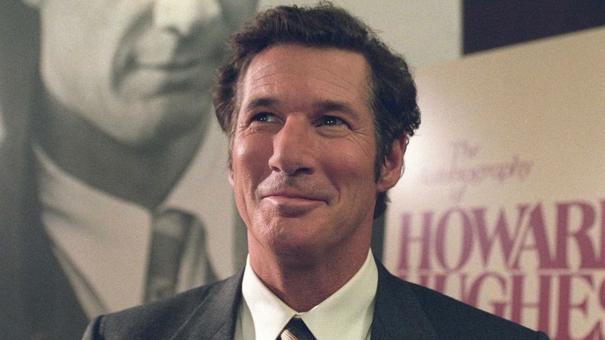 Program TV pentru 14 august.