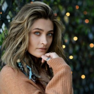 Paris Jackson lansează un nou single.