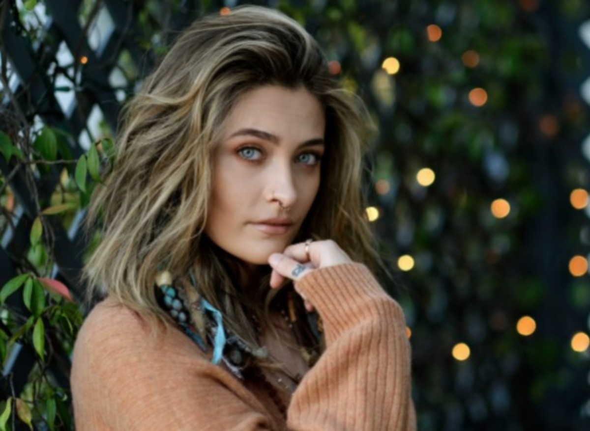 Paris Jackson lansează un nou single.
