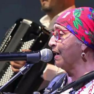 Taraful de la Vărbilău concertează la 14th Lane.