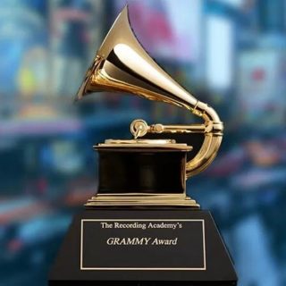 O piesă creată de AI este propusă la Premiile Grammy.