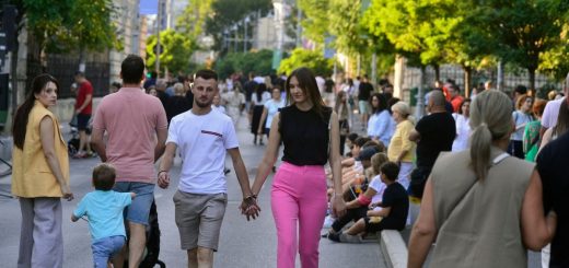 ,Străzi deschise - București, Promenada Urbană' revine pe Calea Victoriei.