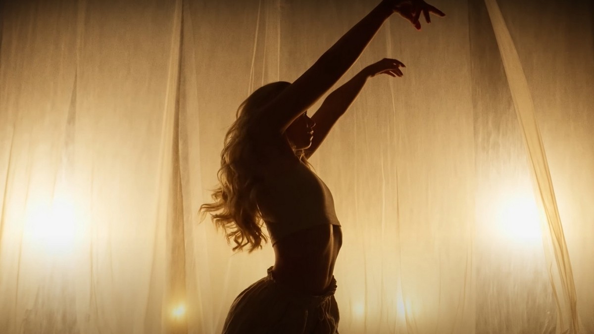 Vanotek feat. Nahima lansează piesa toamnei VIDEO