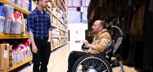 "David Holmes: The Boy Who Lived", documentarul realizat de Daniel Radcliffe: spune povestea cascadorului său din ,Harry Potter', paralizat în timpul filmărilor